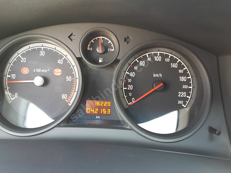 2011 opel astra 1.3 cdti 42500 km'de
