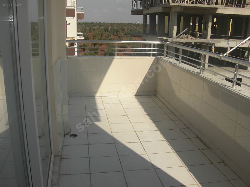 150 m     3+1    DAİRE