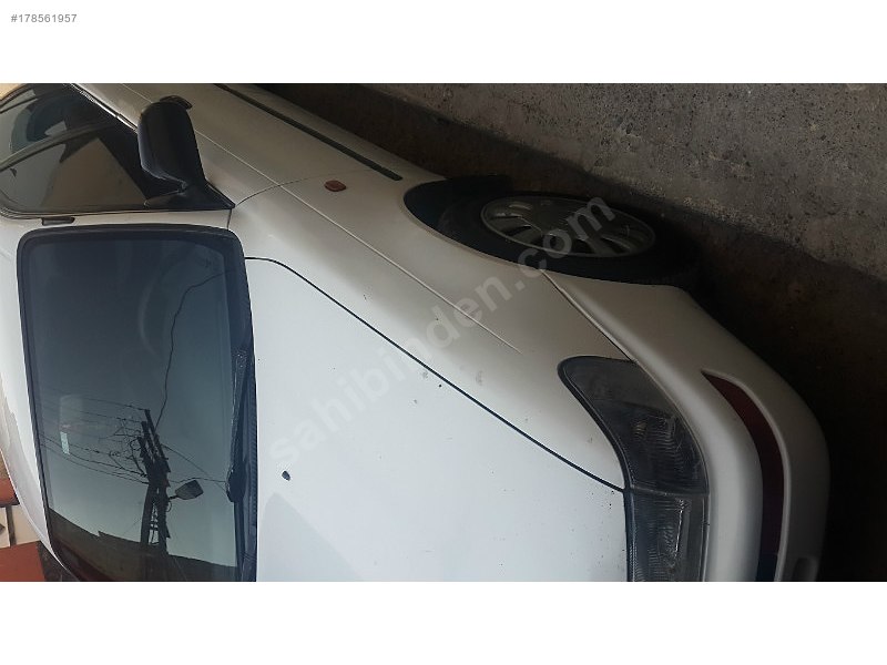 sağlıkçıdan çekiç değmemiş toyota corlla gli