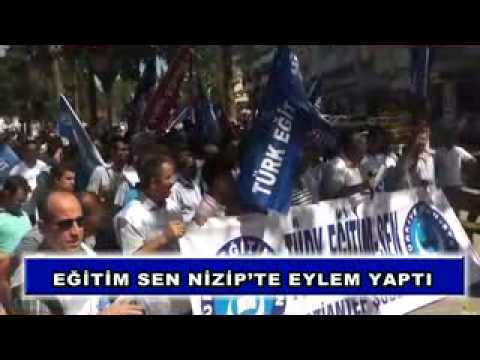 Yönetici atamalarına, eğitimcilerden siyah çelenkli protesto