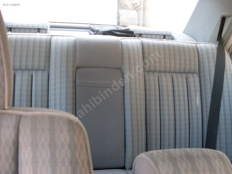 SAHİBİNDEN SATILIK ORJINAL MERCEDES 200 E TR'de TEK