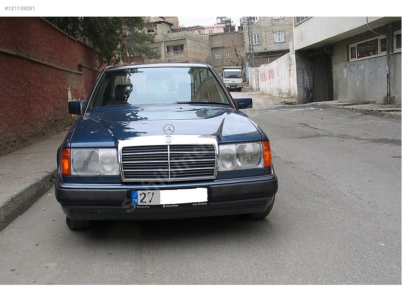 SAHİBİNDEN SATILIK ORJINAL MERCEDES 200 E TR'de TEK