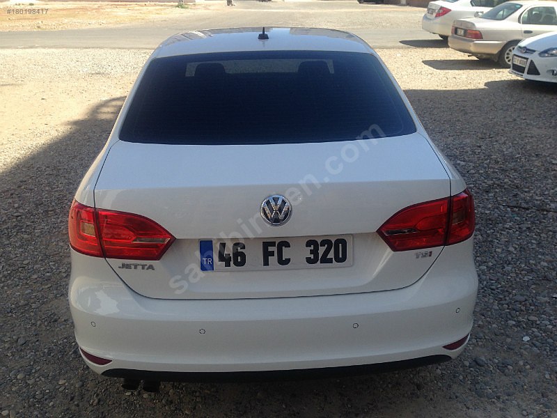 2012 jetta comfortline şeker beyazı 24 bin km de