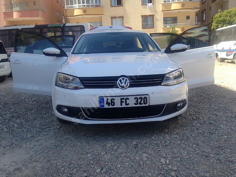 2012 jetta comfortline şeker beyazı 24 bin km de