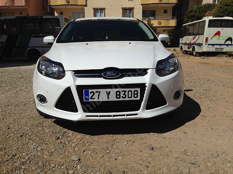 2012 model ford focus titanium x paket