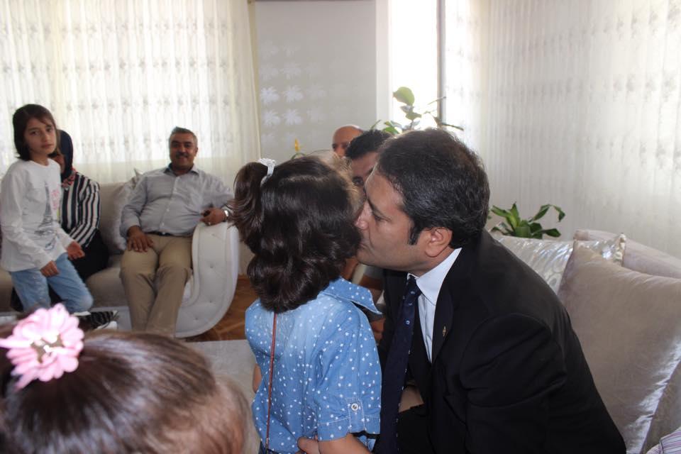 Ali Şahin Mesajları