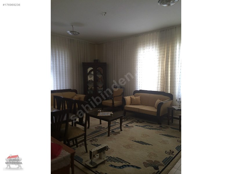 menders mh. de 304 m2 arsa