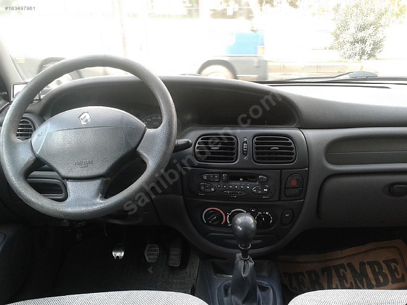 Sahıbınden satılık 2001 model megane rta dır.