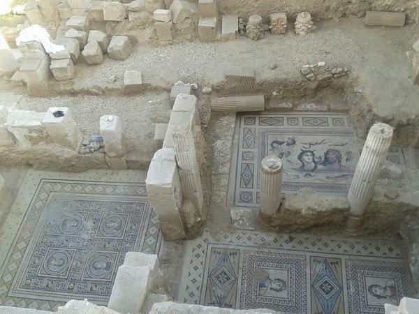 Zeugma antik kentinde yeni mozaikler