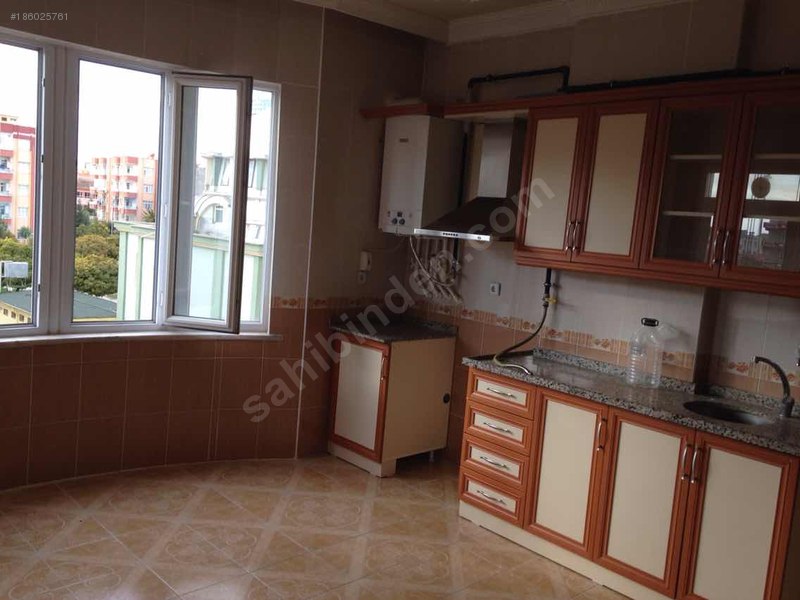 4+1 Doğalgazlı Kiralık Ev
