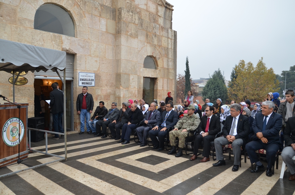 Engelsiz Eller Üretiyor Sergisi Törenle Açıldı