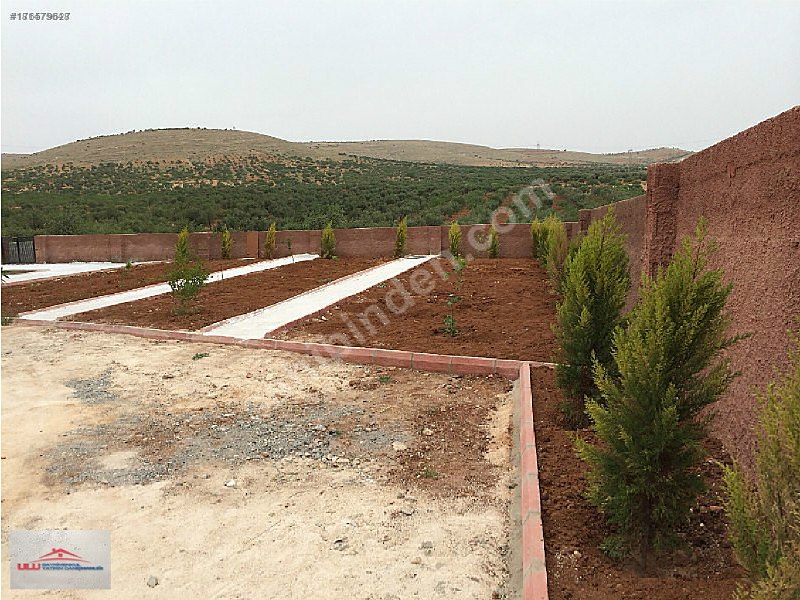 Ulu gayrimenkul den satılık havuzlu villa ana yola yakın