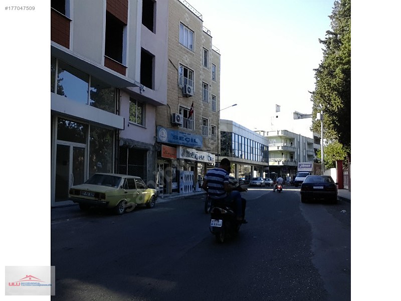 Ulu gayrimenkul den kız meslek lisesi karşısı satılık dükkan