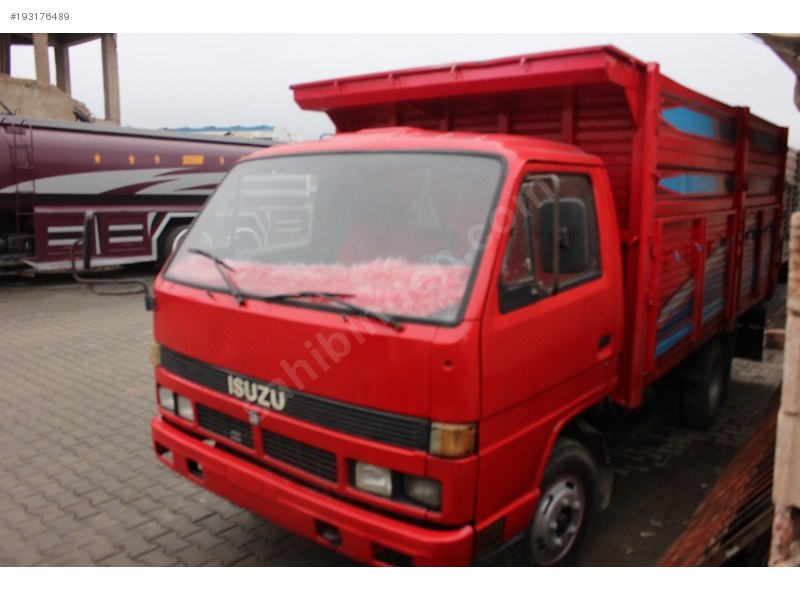 1992 model ısuzu nkr 1. Sınıf 1 araçtır
