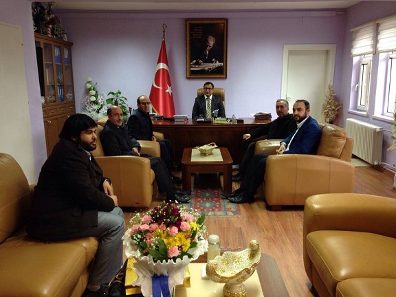 Nizip TÜMSİAD Yönetim Kurulu, Nizip Kaymakamı Harun SARIFAKIOĞULLARI'nı ziyaret etti. Nizip TÜMSİAD Yönetim Kurulu, Nizip Kaymakamı Harun SARIFAKIOĞULLARI'nı ziyaret etti.