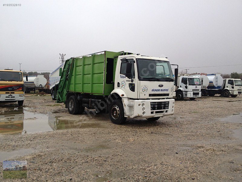 Güneş otomotiv den 2006 model çöp kamyonu