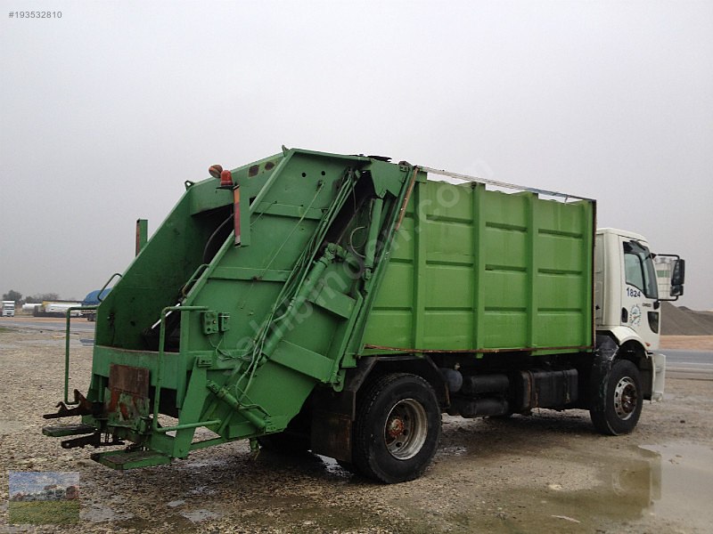 Güneş otomotiv den 2006 model çöp kamyonu