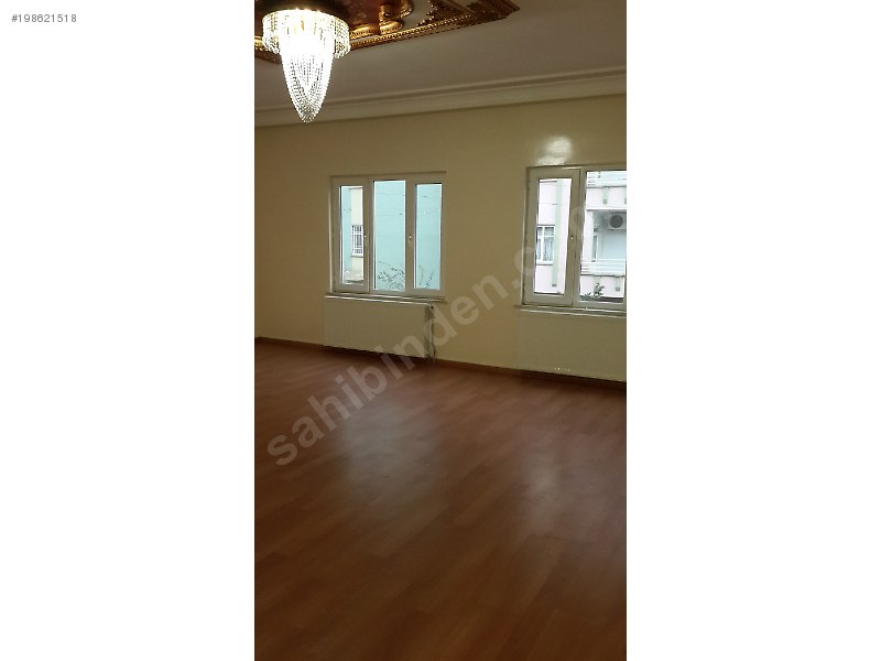 Fatihsultan mahallesinde 200 m2 müstakil ev...