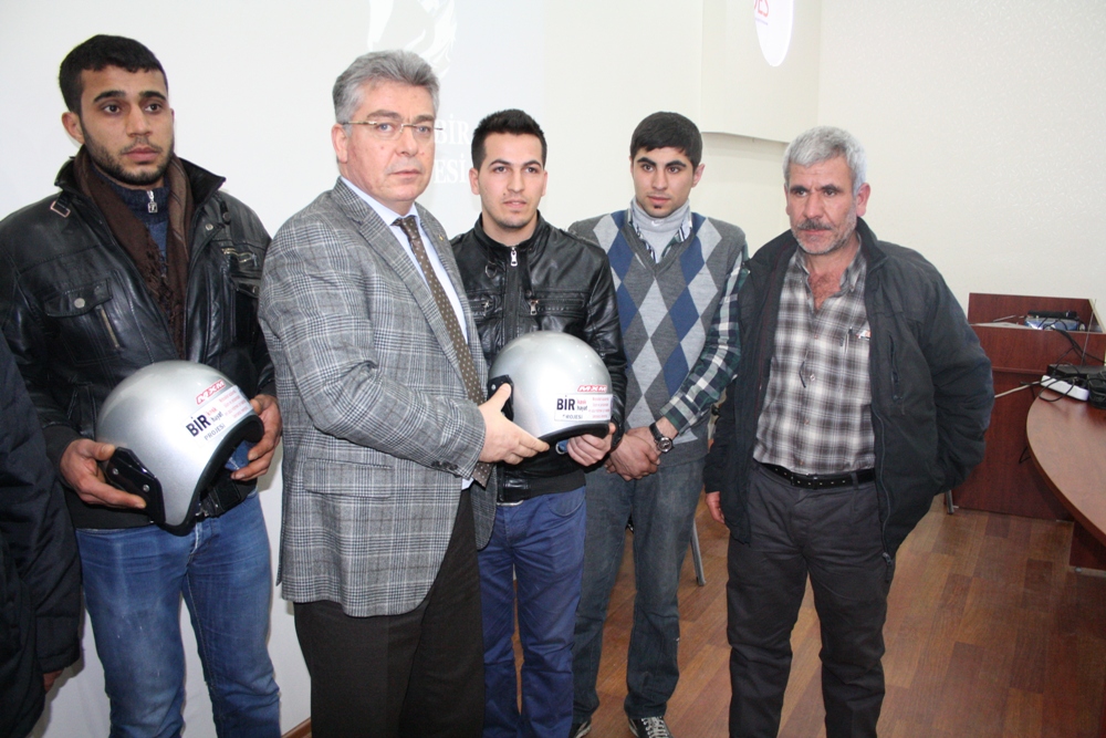 NTO’ nun Sponsor olduğu “Bir Kask Bir Can” Projesi Kapsamında Kask Dağıtım Töreni düz