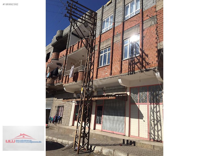 Ulu gayrimenkulden satlık müstakil 2 katlı ev
