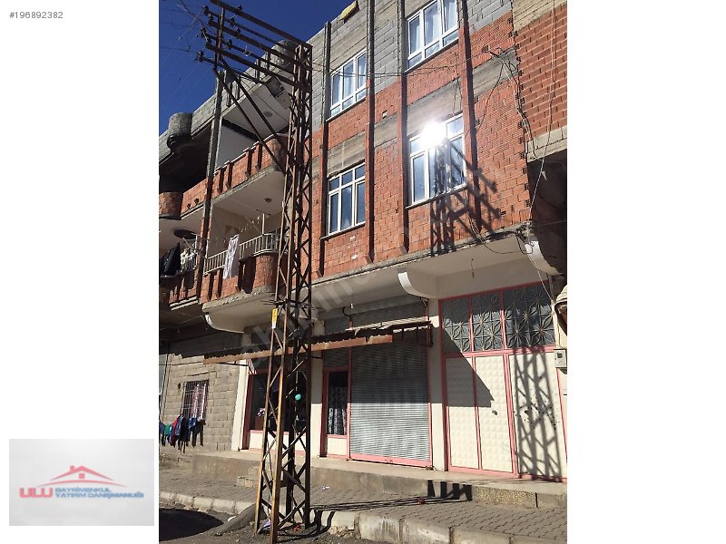 Ulu gayrimenkulden satlık müstakil 2 katlı ev