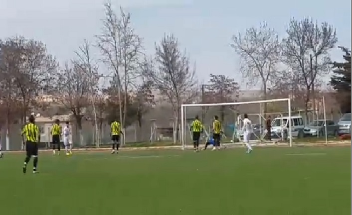 Bozkurt Spor :1 NİZİP Spor : 4
