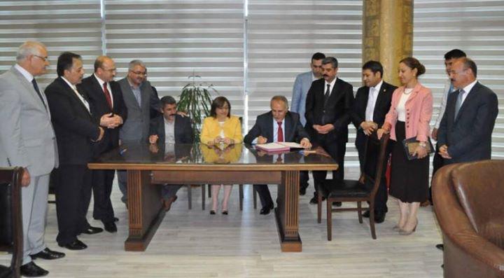 Kızılay kan merkezinin temeli atıldı