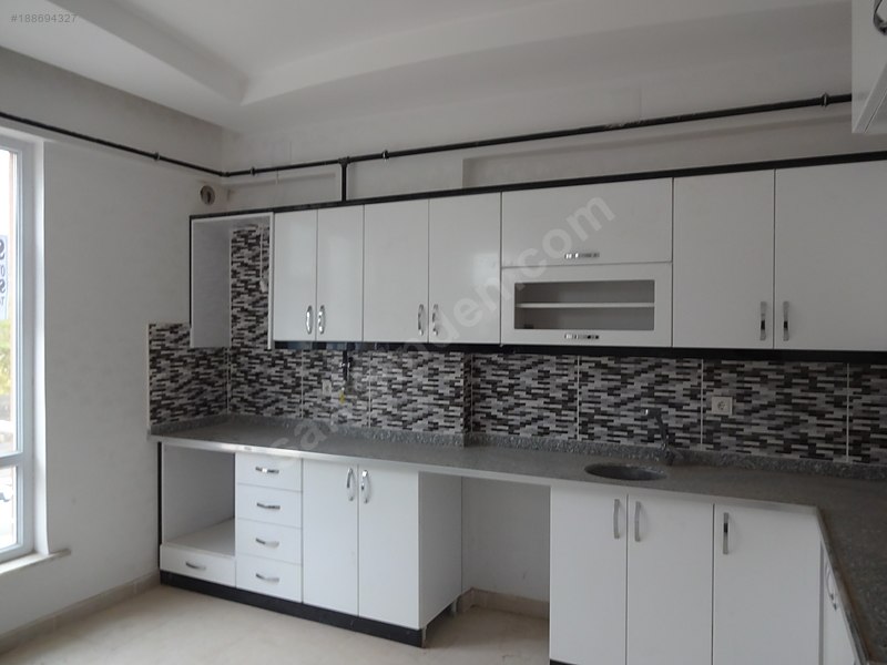 Safir, den satlık ve takaslık daireler