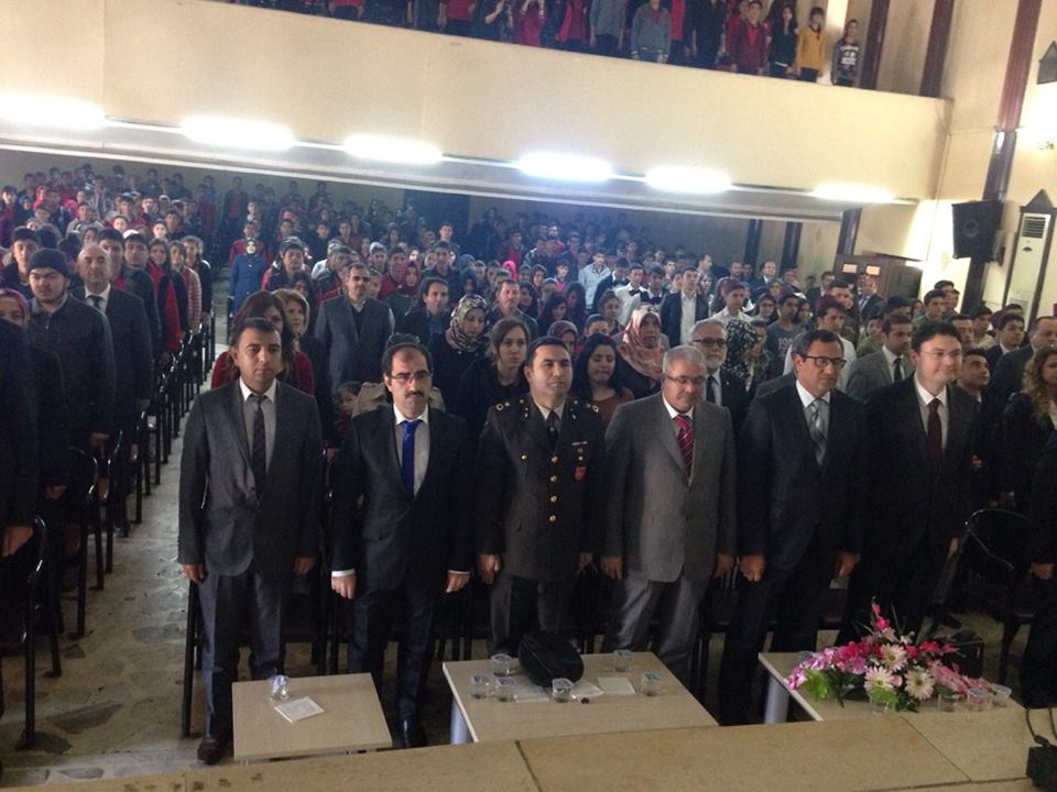 Nizip'te 18 Mart Çanakkale Deniz Zaferi ve Şehitleri Anma töreni düzenlendi. Nizip'te 18 Mart Çanakkale Deniz Zaferi ve Şehitleri Anma töreni düzenlendi.