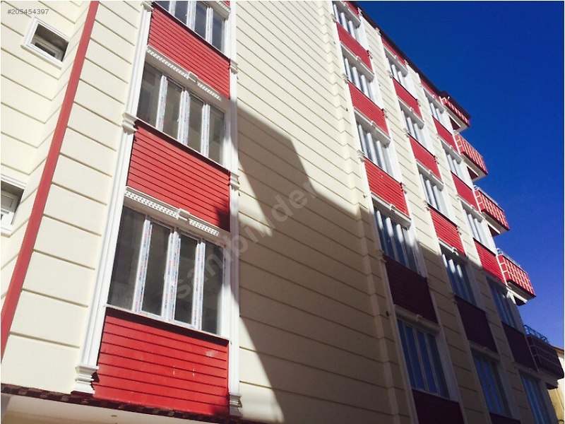 MÜSLÜM ERDOĞAN İLKOKULU YANINDA 2+1 120 m ² ARA KAT DAİRE