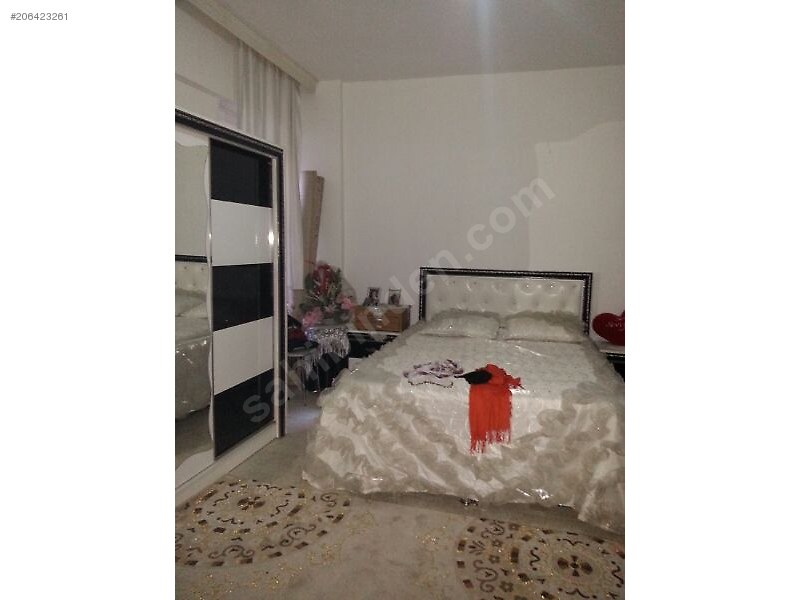 Satılık 3 Katlı Müstakil Ev
