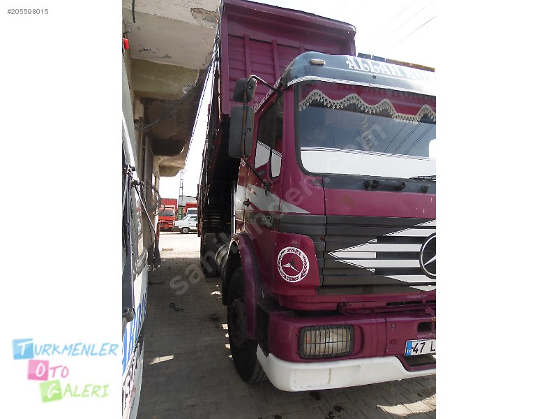 Türkmenler oto galeriden 1998 model mercedes