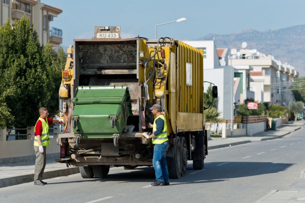 Bundan böyle köylerin evsel atıkları  belediyemiz tarafından alınacak