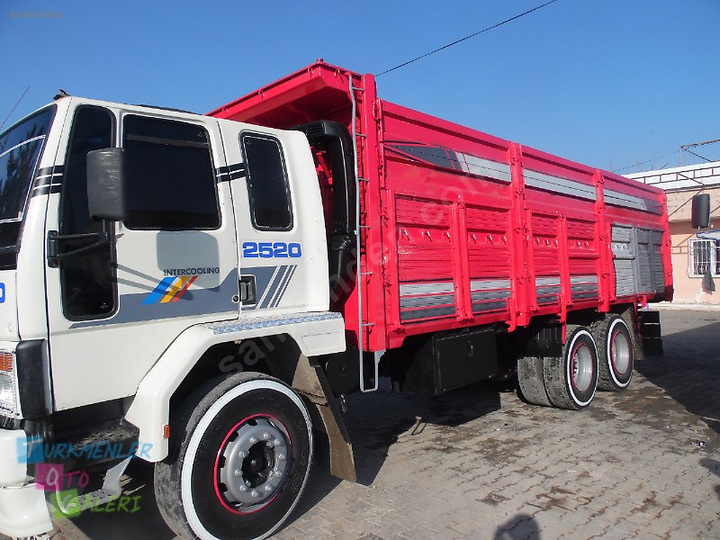 Türkmenler oto galeriden 1997 model cargo benzersiz :)