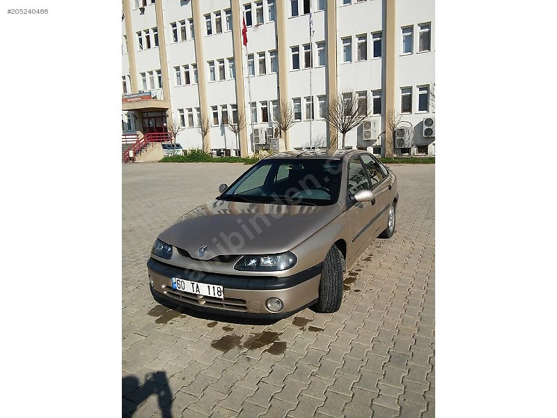 Memurdan full 2.0 rxt volvo motor 140 lık laguna, deri koltuk