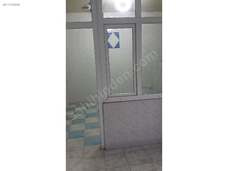 Gıda Toptancılar Sitesinde 2 Katlı Kiralık Dükkan