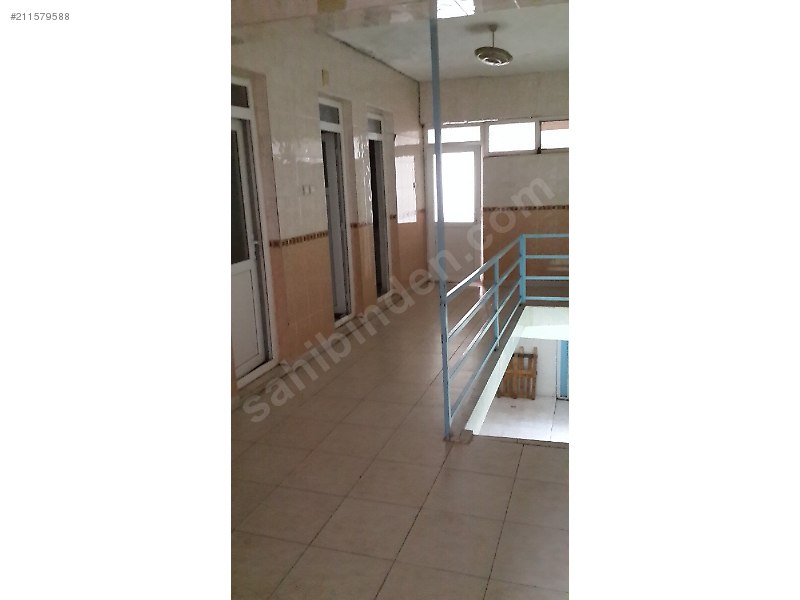 Gıda Toptancılar Sitesinde 2 Katlı Kiralık Dükkan