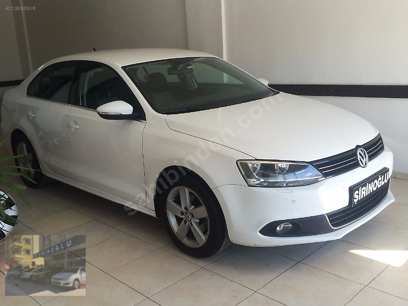 şirinoğlu otomotiv'den 2012 beyaz jetta orjinal hatasiz