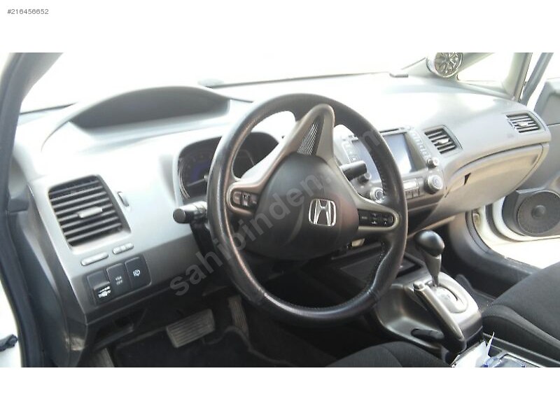 Emsalsi boyasiz kazasiz honda civic