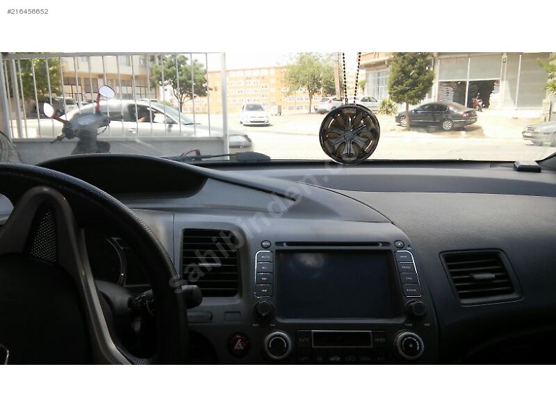 Emsalsi boyasiz kazasiz honda civic