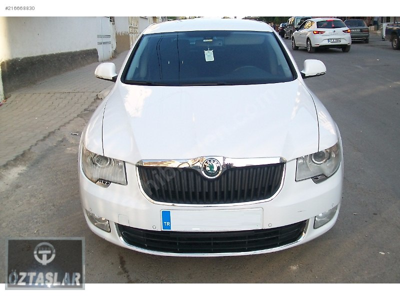 Nizip öztaşlardan skoda superb 1,6tdi elegance beyaz 85,000km de