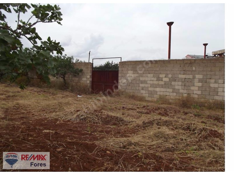 Nizip'te 5.000 m2 sanayi arsasi+8.000 m2 fistik bahçesi