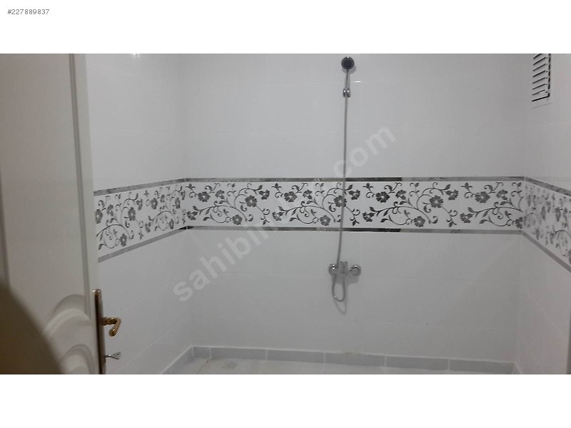 Nizip te satlik lüx daire 3+1