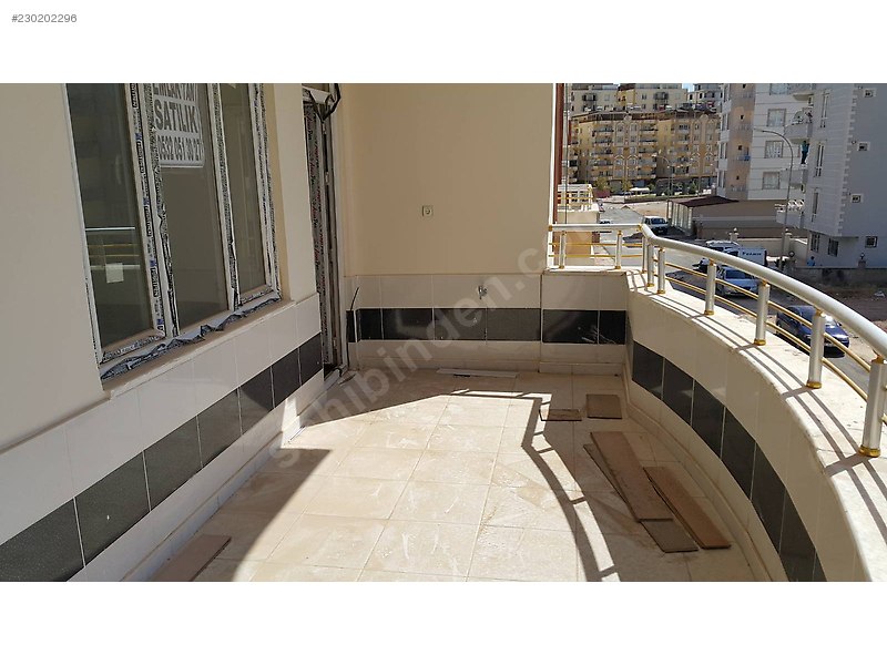Yatirim gayrimenkul den aciiil satilik 4+1 daire