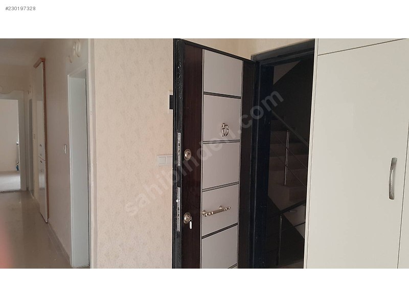 Altinbaş ortaokulu karşisi iskanli 3+1 acil satilik