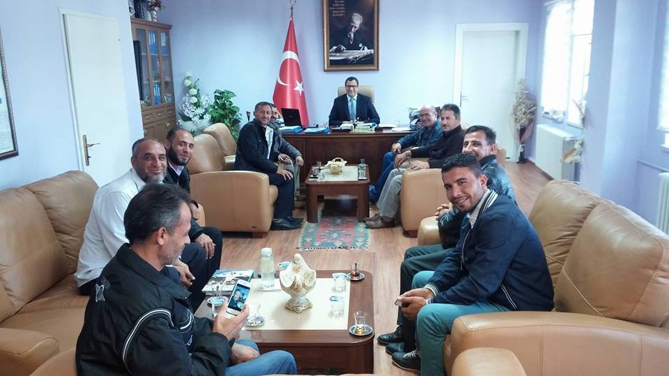 Konteyner Kent muhtarları Nizip Kaymakamı Harun SARIFAKIOĞULLARI'NI ziyaret etti.