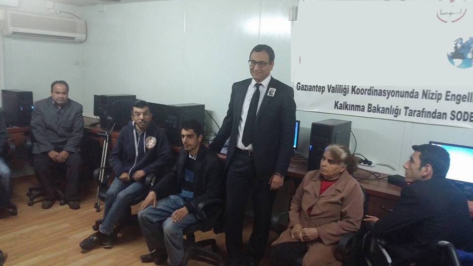 Nizip Kaymakamı Harun SARIFAKIOĞULLARI, "Dijital Pazarlama ve E-Ticaret Eğitimini" zi