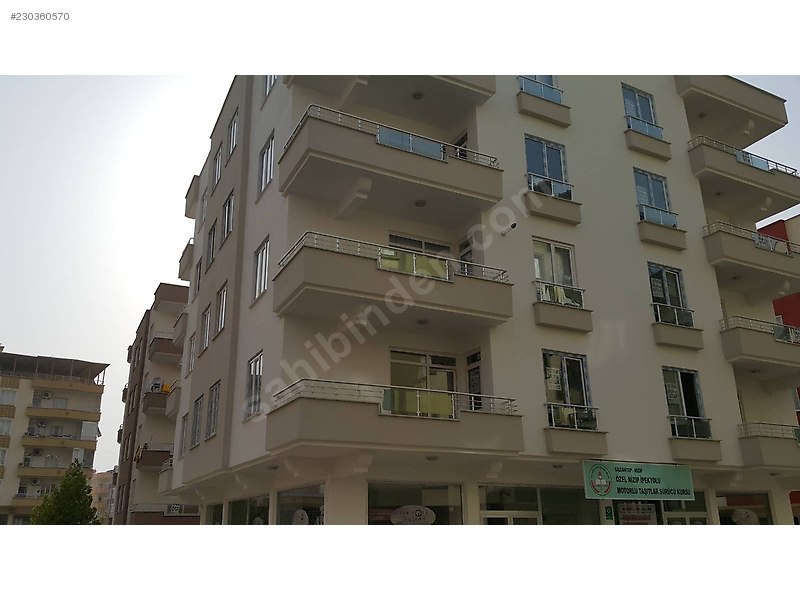 Nizip in en gözde yeri medinas hastanesi yani iskanli 3+1