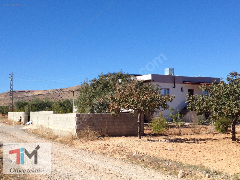 Nizipte satilik bağ evi çiftlik evi