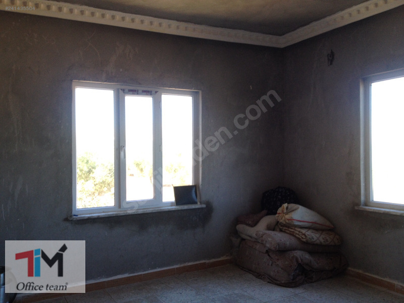 Nizipte satilik bağ evi çiftlik evi